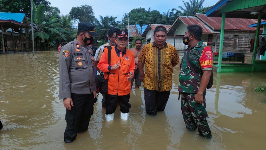 Banjir Rendam Satu Kecamatan, BPBD Berau Salurkan Bantuan Logistik Bagi Warga Terdampak