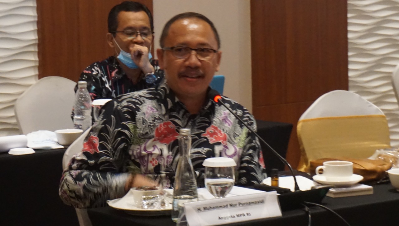 Gagal Perjuangakan Nasib Guru Honorer, Mentri Nadim Layak Dievaluasi