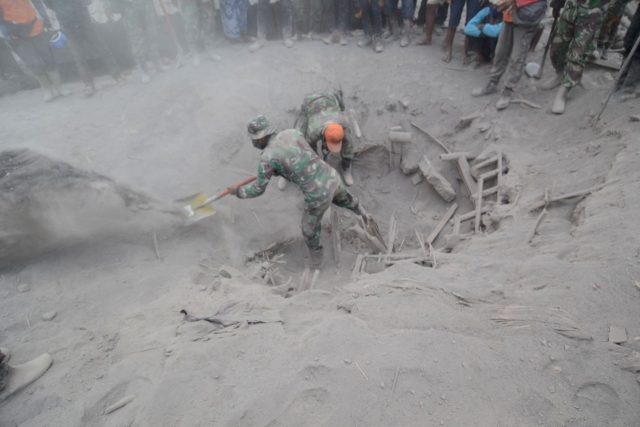 Waspada Potensi Hujan Sedang Hingga Lebat di Wilayah Gunung Semeru Hingga Tiga Hari Ke Depan