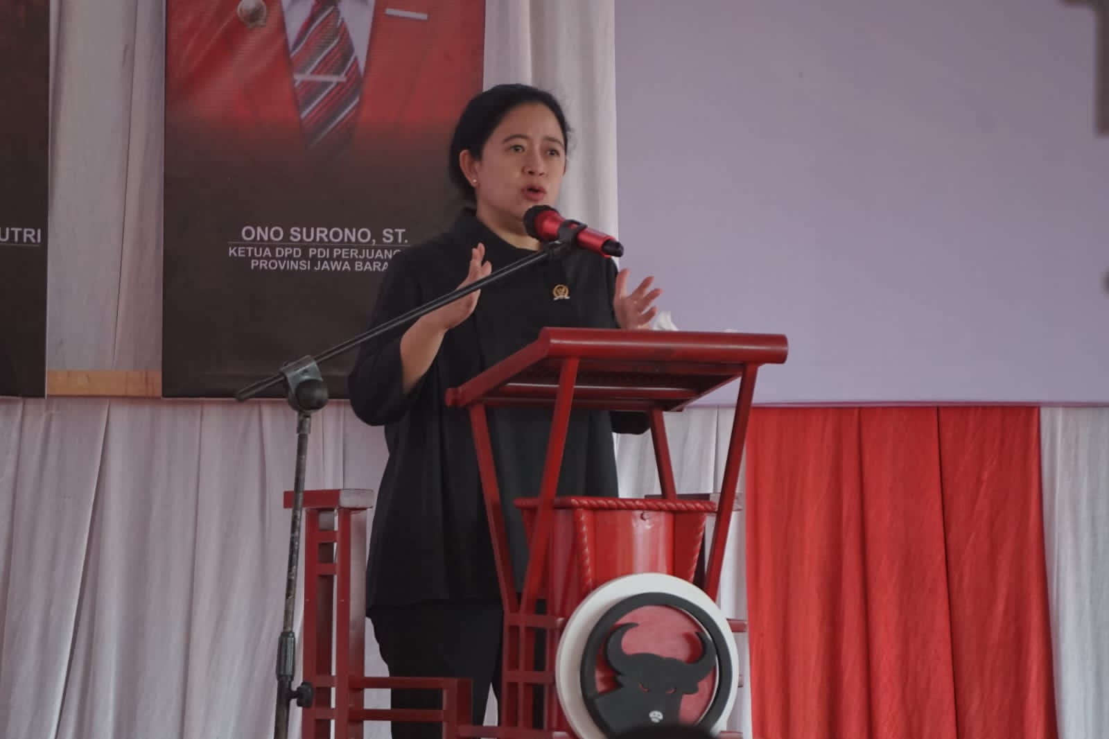 Konsolidasi Partai dengan Kader PDIP, Puan: Jawa Barat Kandang Banteng!