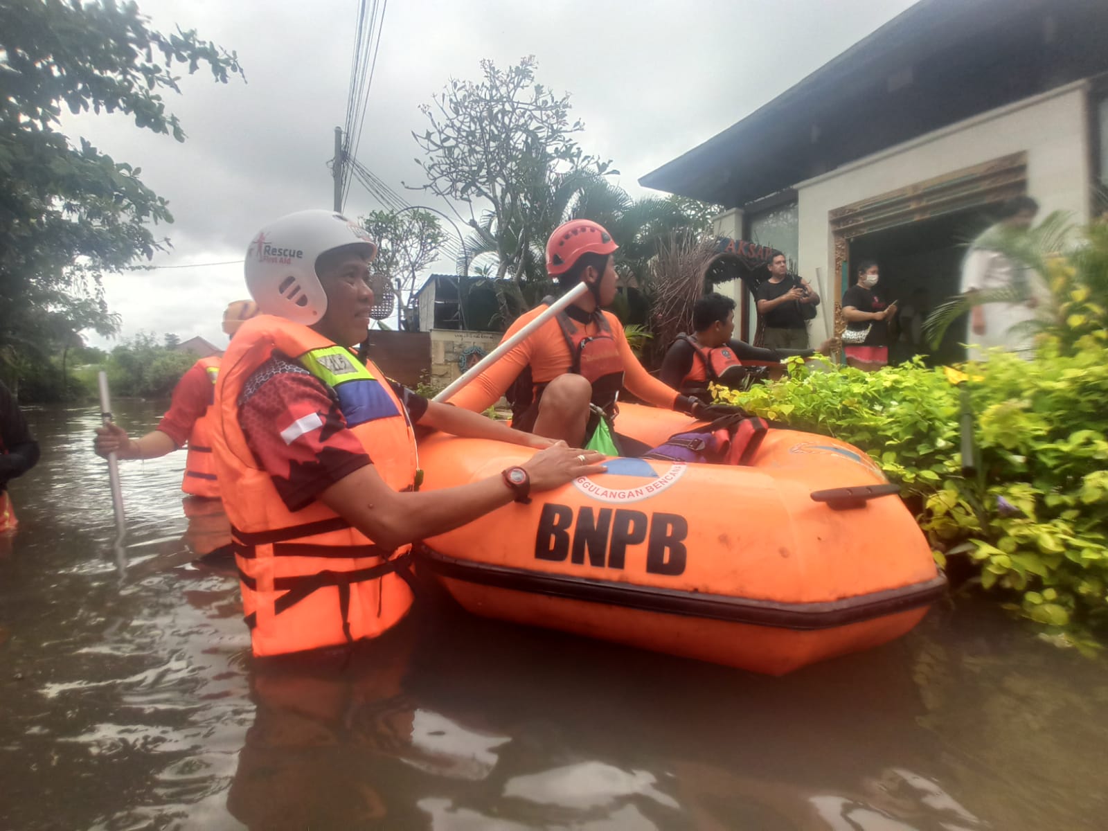 Cuaca Ekstrem Akibatkan Banjir dan Longsor di Pulau Dewata