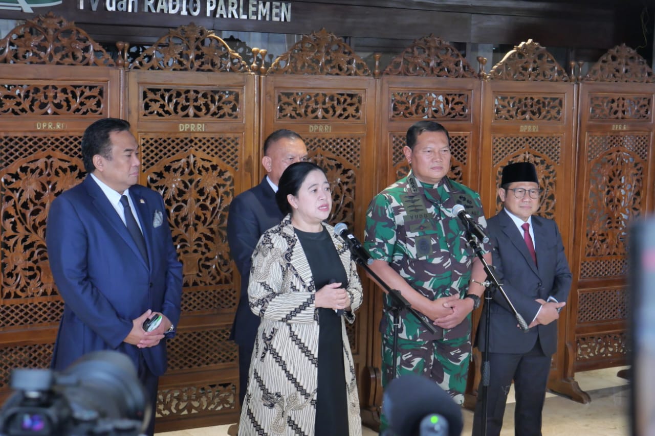 <em>DPR Sahkan Calon Panglima TNI, Puan Harap Laksamana Yudo Mengayomi Rakyat</em>