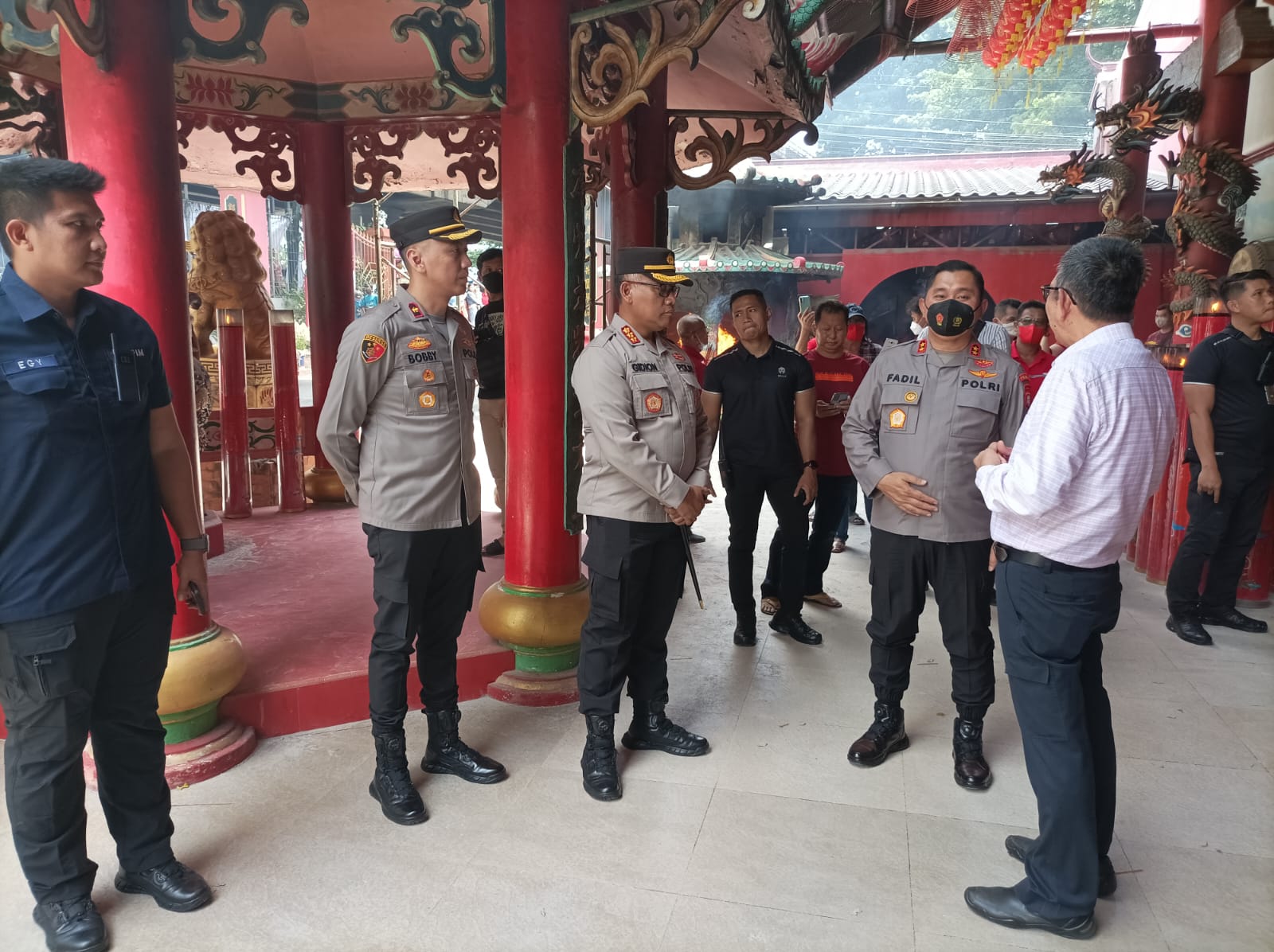 Kapolda dan Pejabat Utama Polda Metro Jaya Tinjau dan Cek Langsung Pengamanan Perayaan Imlek di DKI