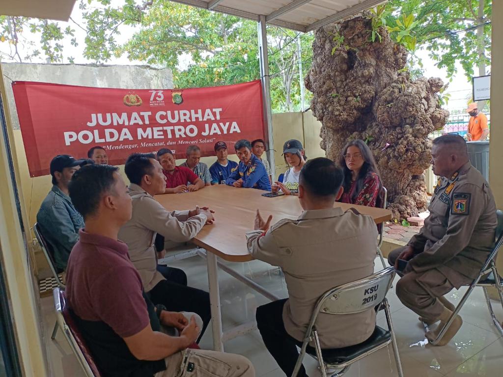 Gagas Event Olahraga di Jumat Curhat, Polsek Kep. Seribu Utara Tegaskan Dukungan Para Remaja