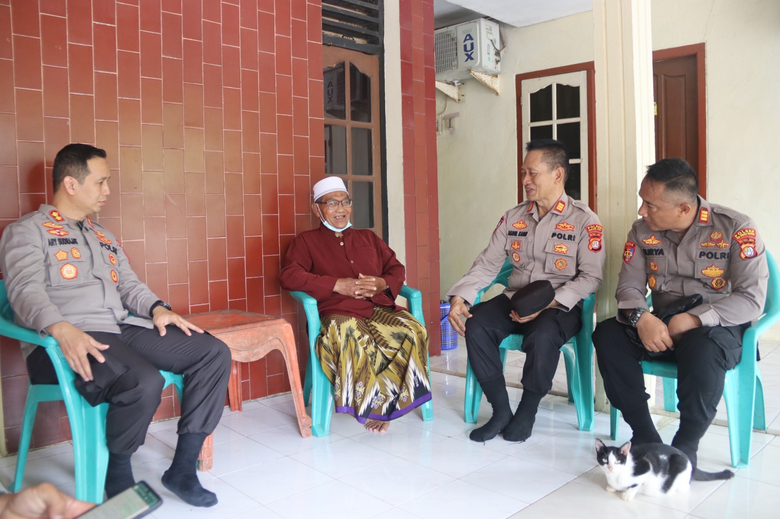 Jumat Curhat Kapolres Kepulauan Seribu Bersama Tokoh Agama Pulau Untung Jawa