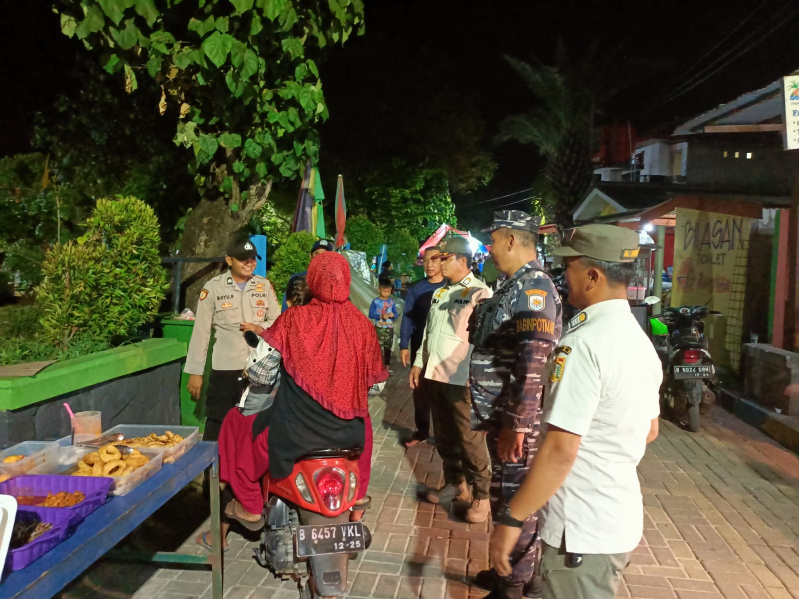 Giat Patroli Malam Anggota Imbau Warga Tak Termakan Hoax