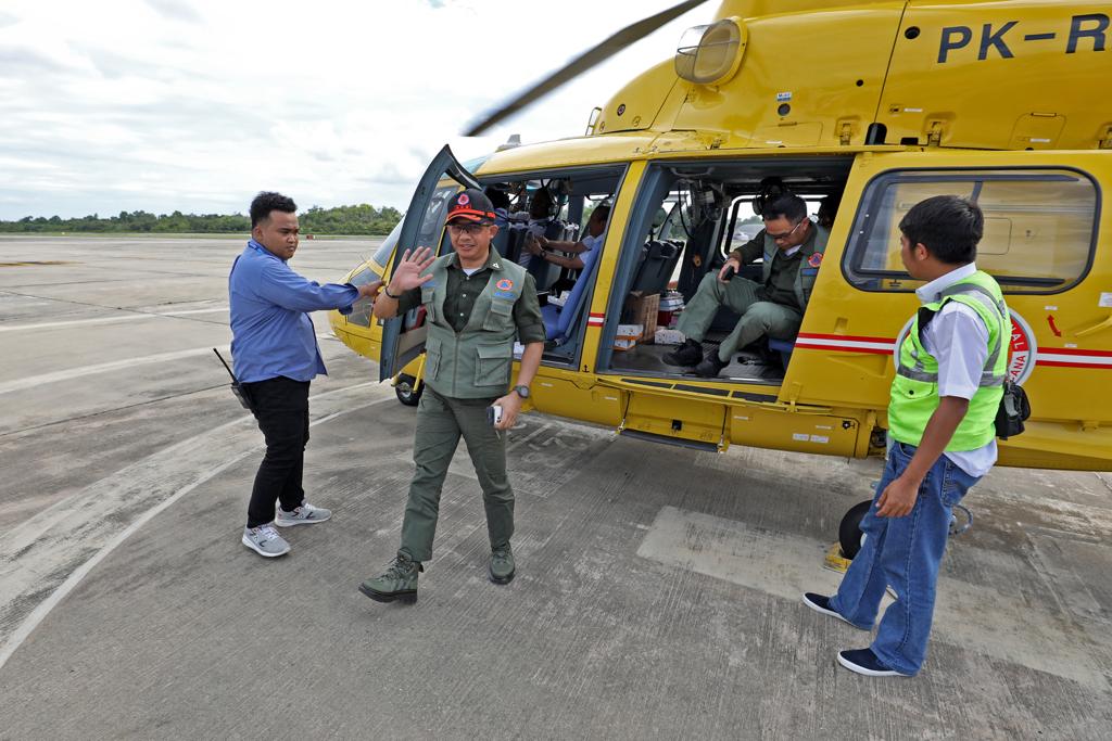Kepala BNPB Dan Gubernur Riau Gelar Patroli Udara Bersama Cegah Karhutla