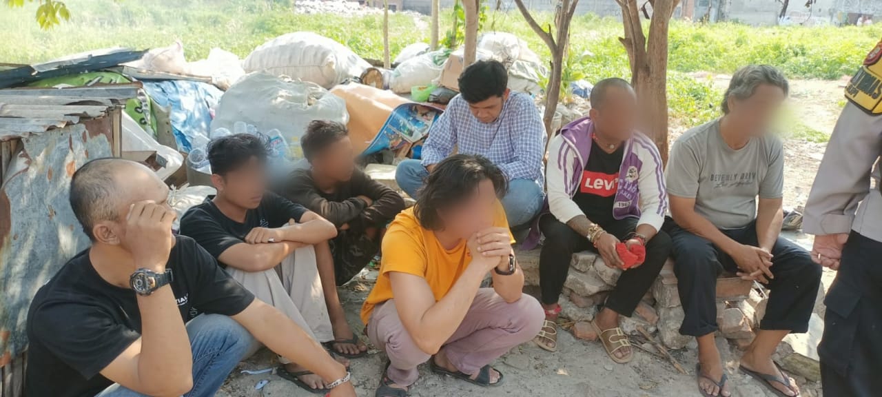 Sarang Narkoba, Kampung Boncos di Grebek