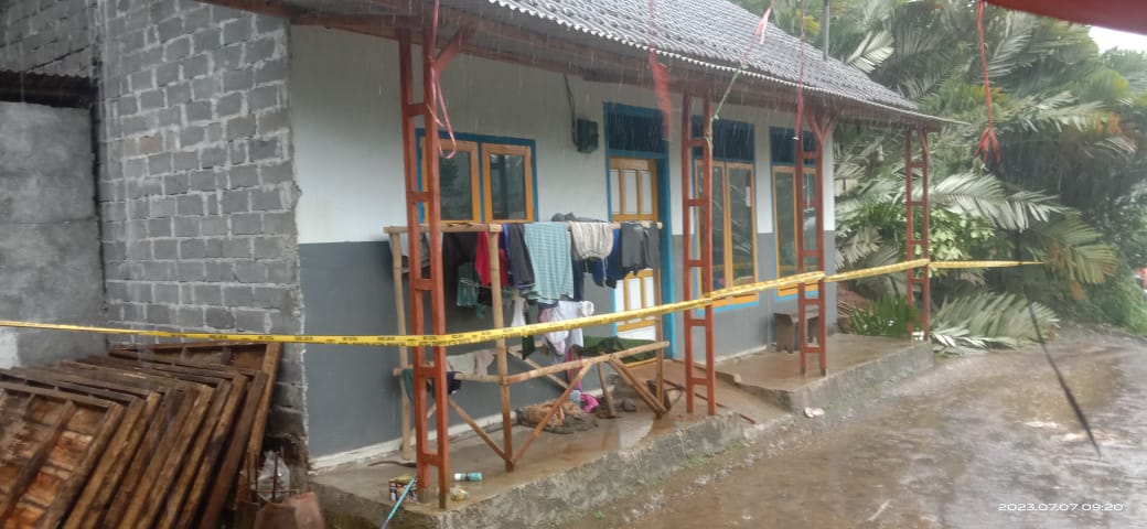 Tiga Warga Meninggal Dunia Akibat Longsor di Lumajang