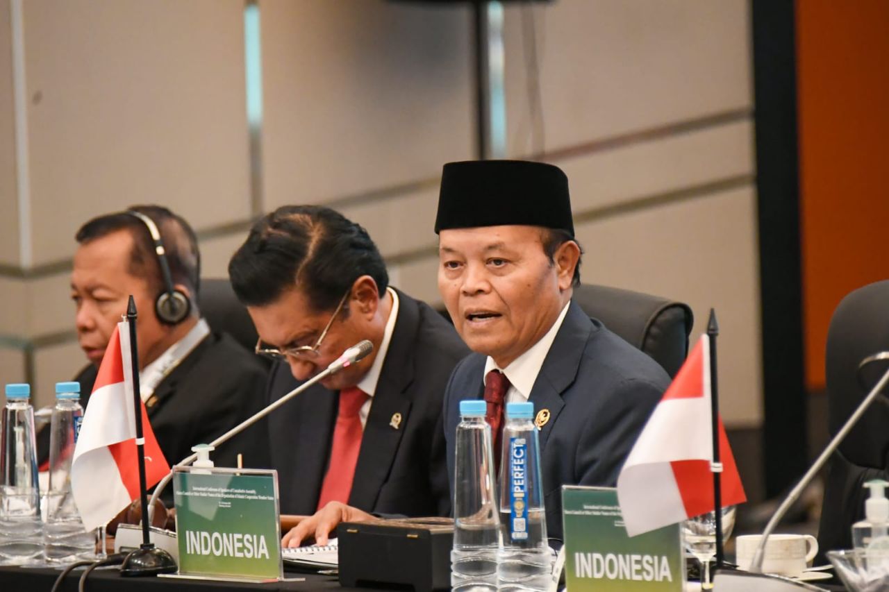 Kritisi Uji Materi Usia Capres/Cawapres, HNW: Kenegarawanan dan Konsistensi MK Diuji