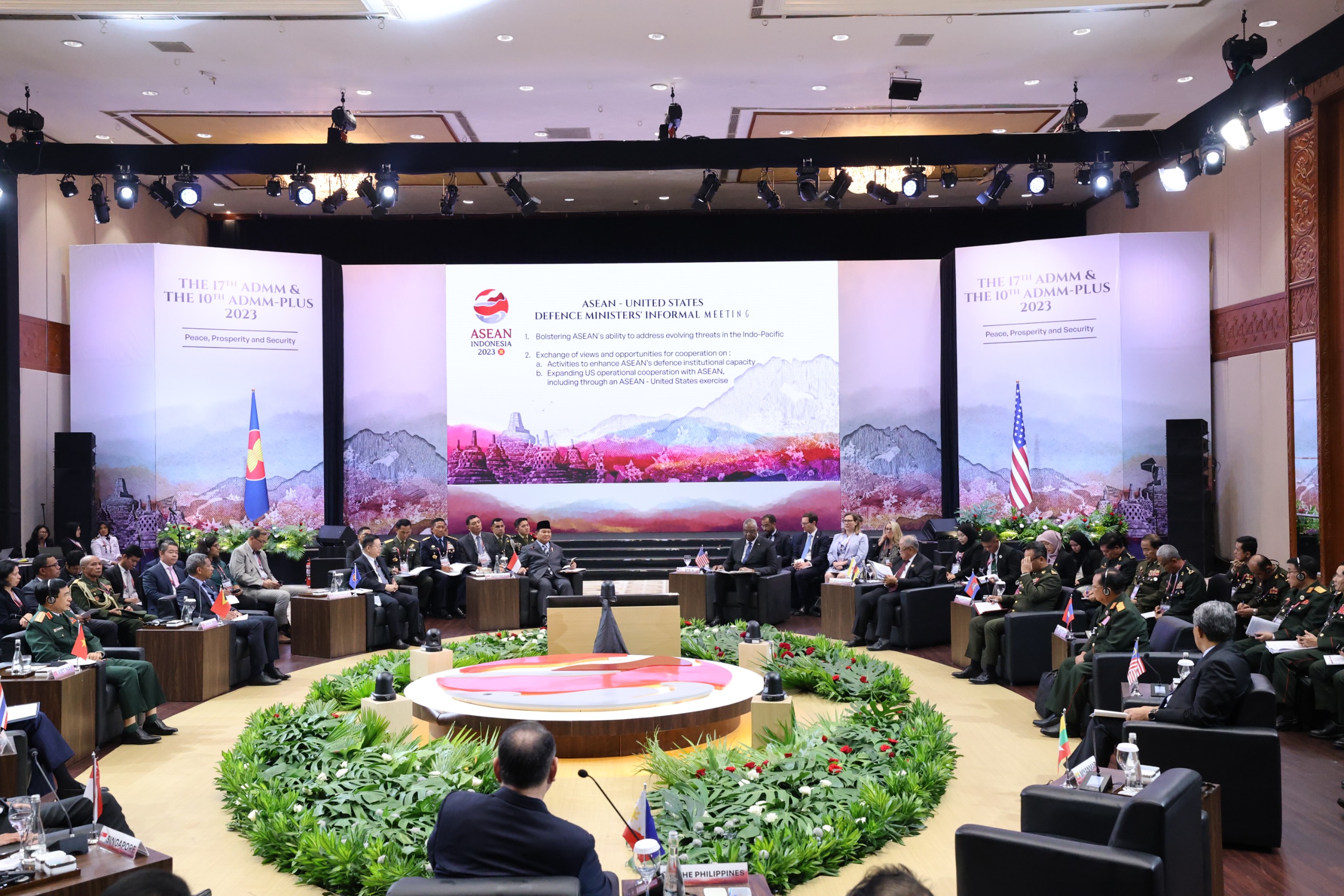 Pertemuan Menhan se-ASEAN dan AS, Prabowo Dorong Komitmen terhadap Perdamaian