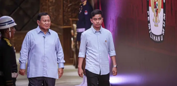 Momen Gibran Tanya Mahfud Soal Regulasi Carbon Capture and Storage yang Tak Terjawab