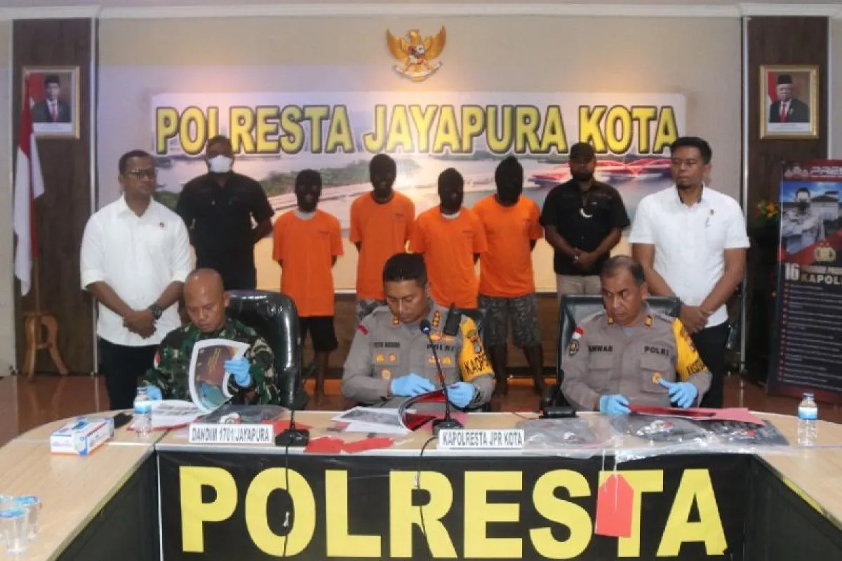 Polisi Tangkap, Empat pelaku pembakaran ruko dan faskes Korem di Jayapura