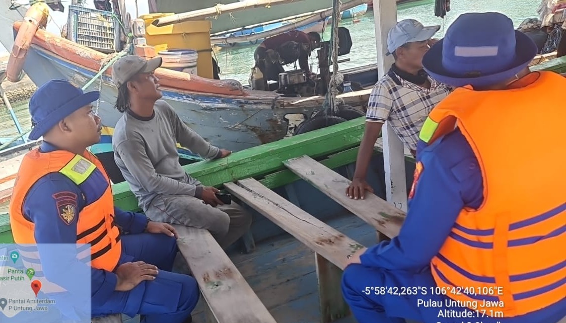 Patroli Satpolair Polres Kepulauan Seribu Giat Patroli Laut Dialogis di Pulau Untung Jawa