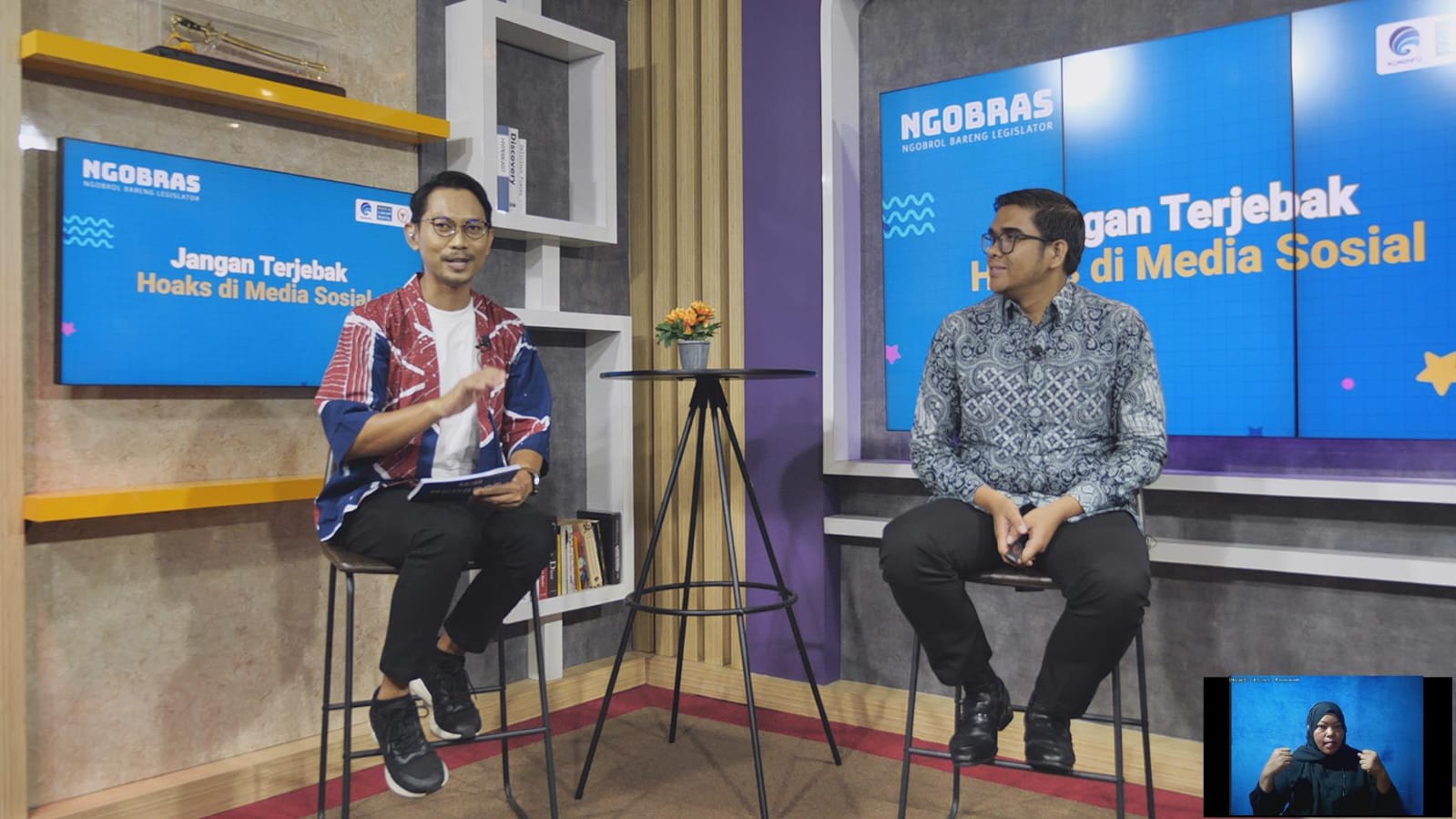 Cermat Atasi Hoaks di Media Sosial