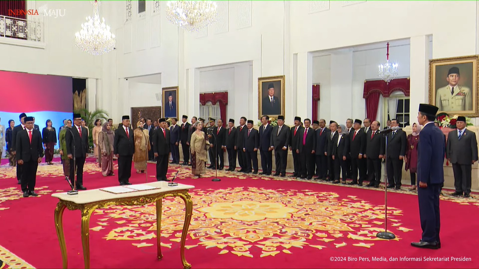 Presiden Ambil Sumpah Anggota Komisi Kejaksaan RI 2024-2028