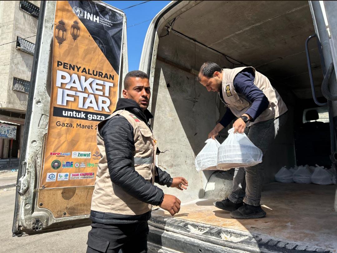 Selama Ramadan, INH Salurkan Seribu Paket Iftar untuk Pengungsi di Jalur Gaza