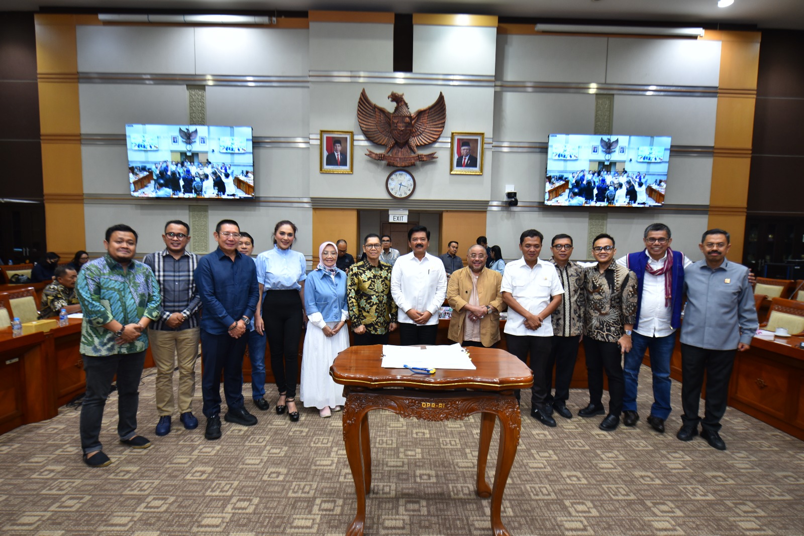 Komisi III dan Pemerintah Sepakati Pembahasan RUU tentang MK Dilanjutkan pada Rapat Paripurna