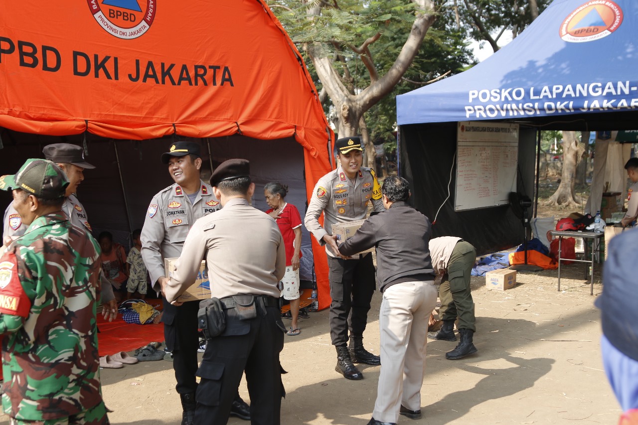 Pasca Kebakaran di Penjaringan, Polisi Lakukan Bantuan dan Trauma Healing
