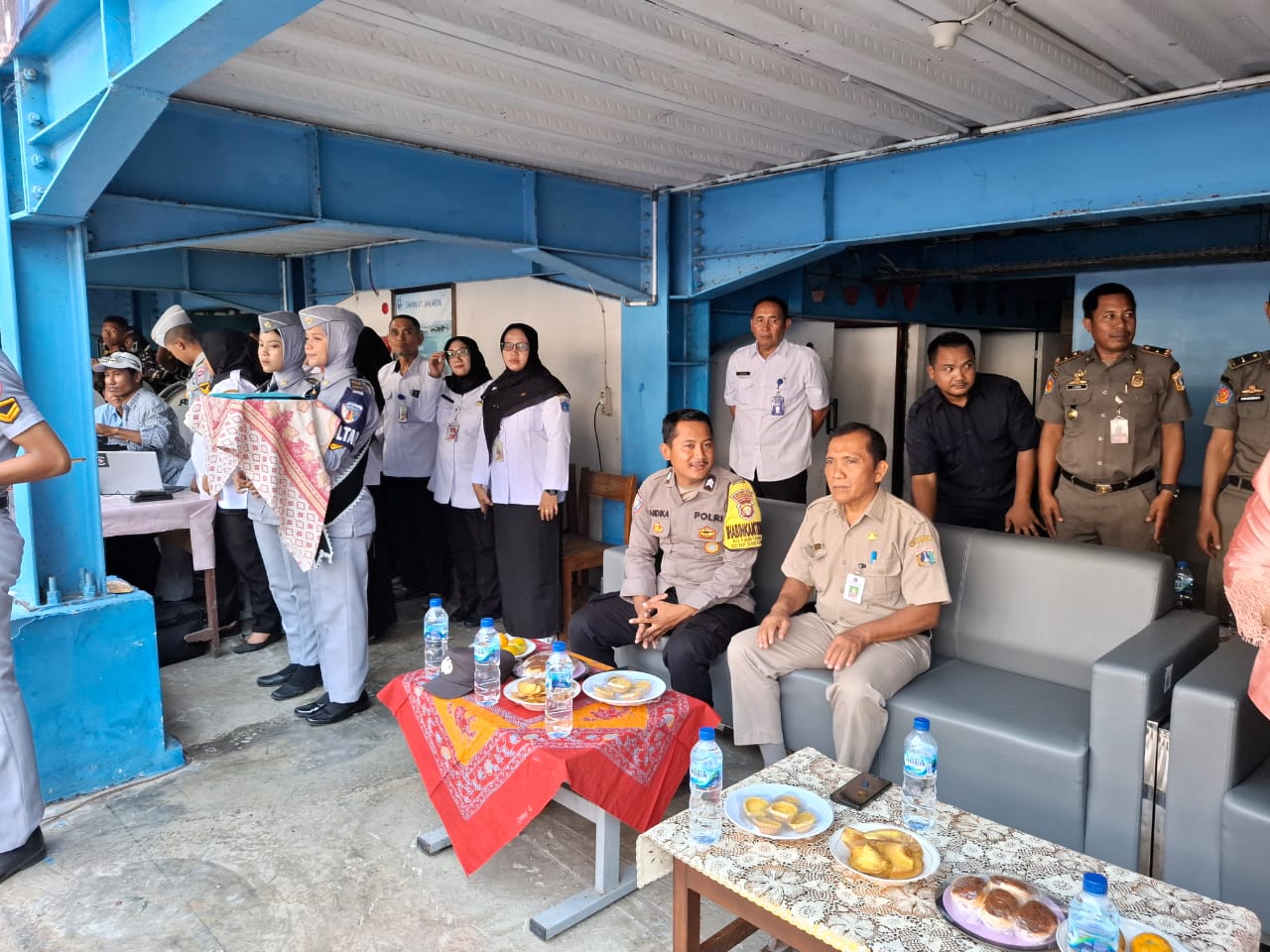 Bhabinkamtibmas Pulau Tidung Hadiri Pelantikan 145 Taruna-Taruni SMKN 61 Jakarta Angkatan XVII Tahun 2024