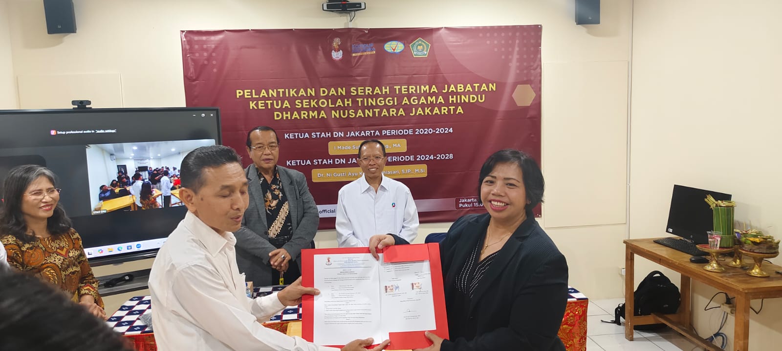 Srikandi Hindu Pertama Pimpin Perguruan Tinggi Keagamaan Hindu