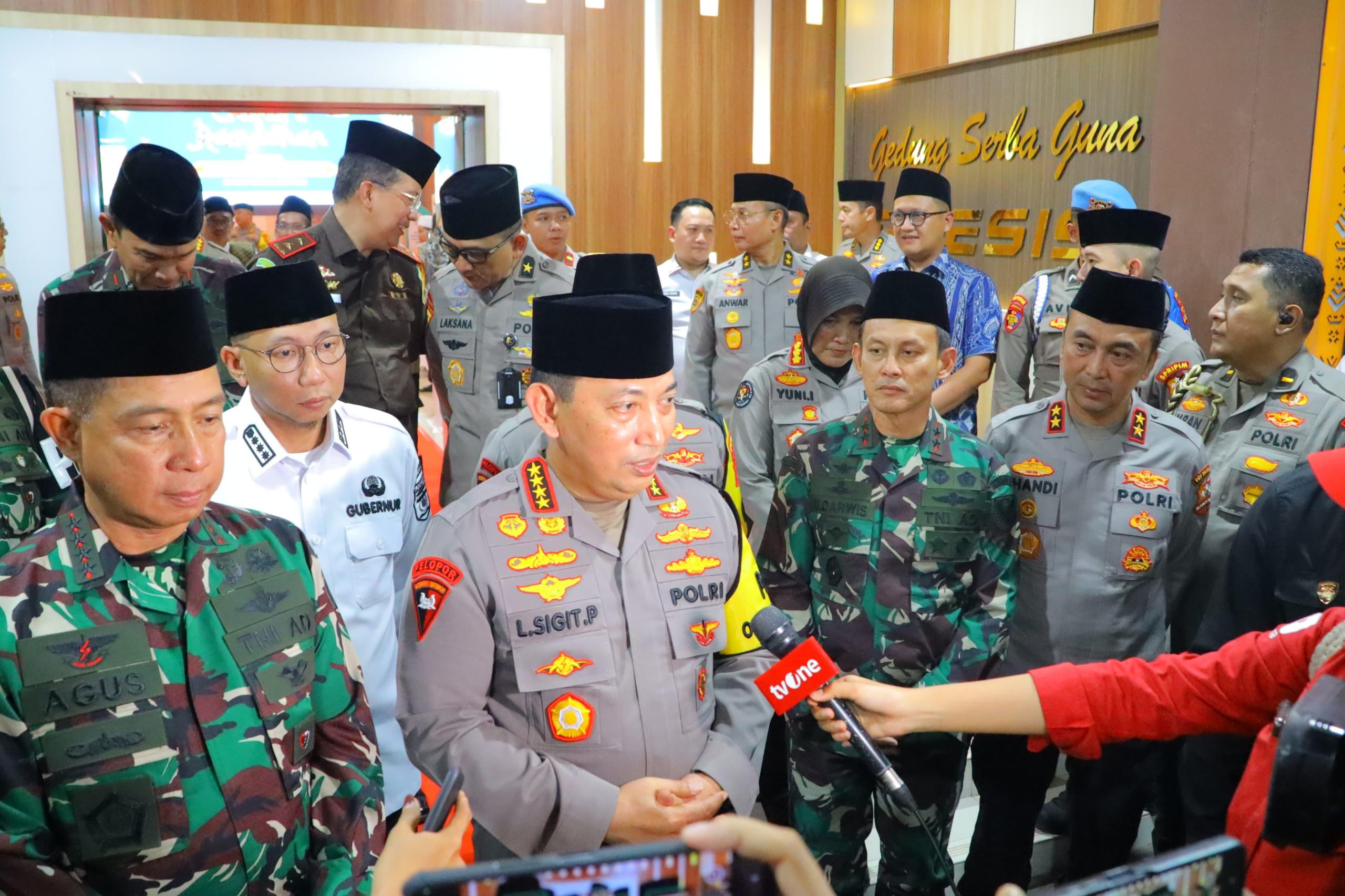 Perkuat Silaturahmi, Kapolri-Panglima TNI Hadiri Safari Ramadhan di Polda Lampung