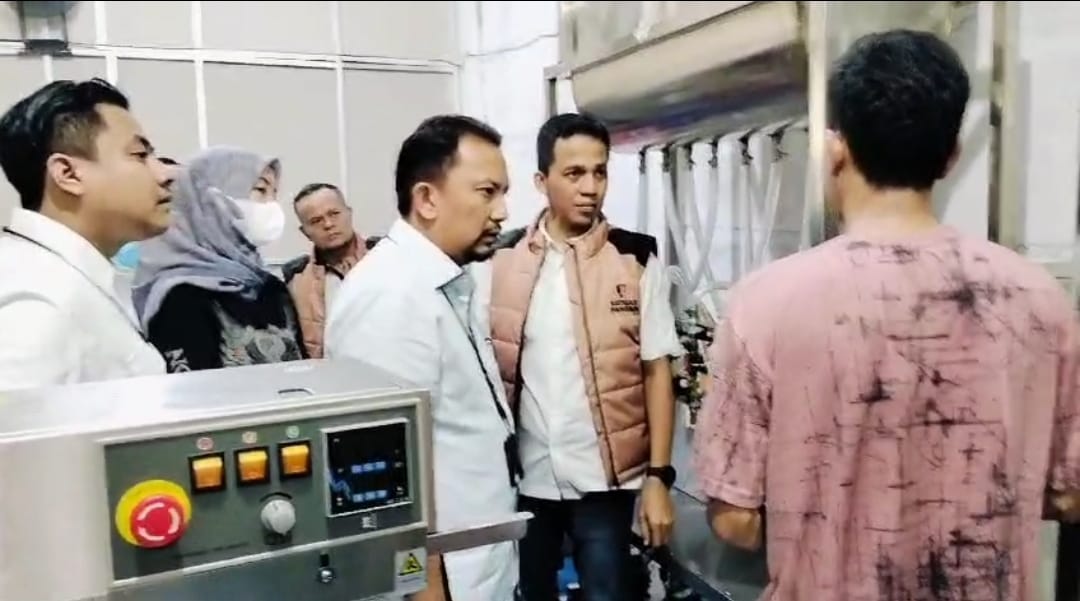 Produksi Minyakkita Tanpa Izin di Jakbar Digerebek, Pelaku Manipulasi Volume