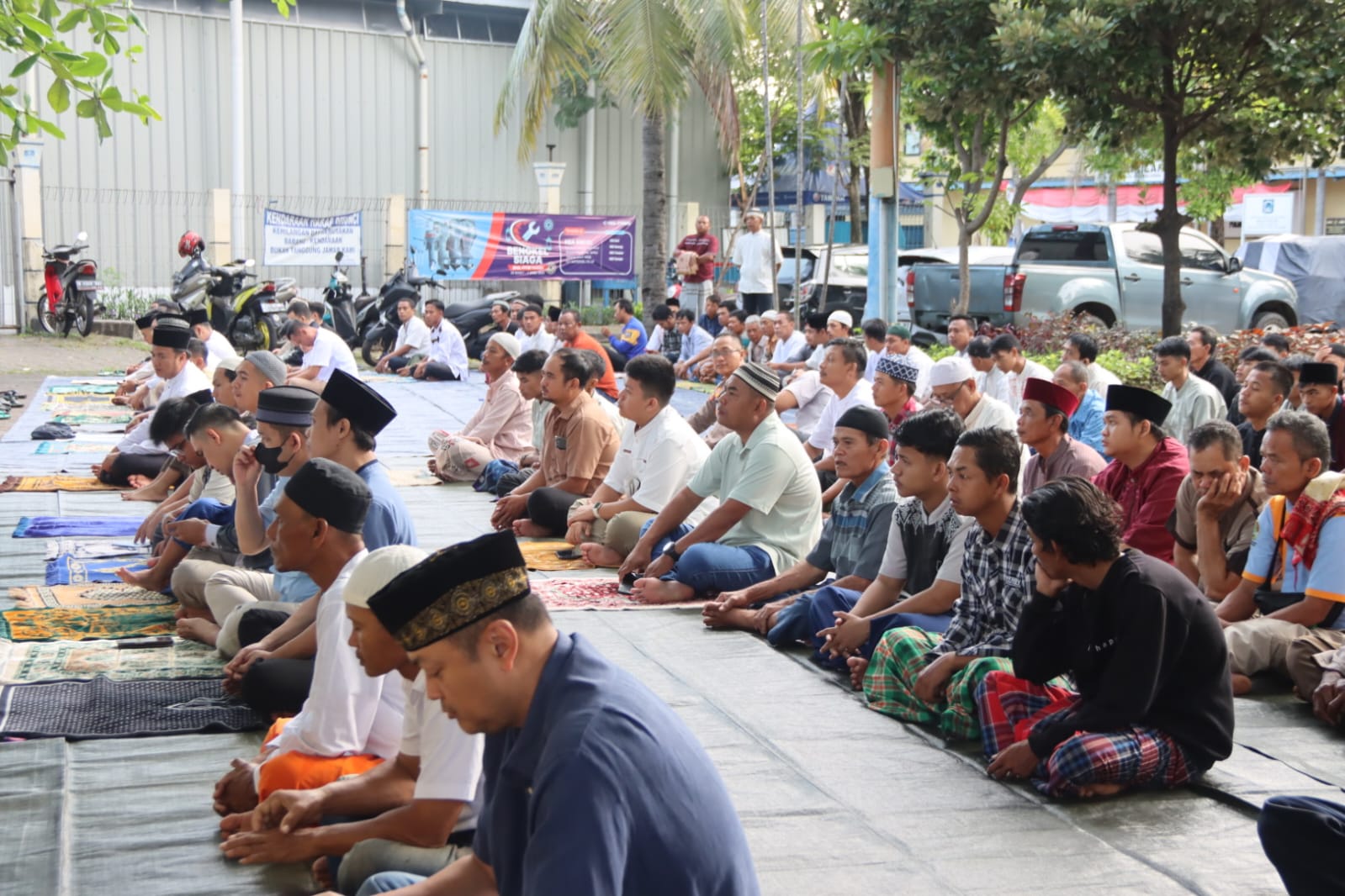 Polres Kepulauan Seribu Gelar Sholat Idul Fitri 1446 H di Masjid Baitul Jannah Marina Ancol