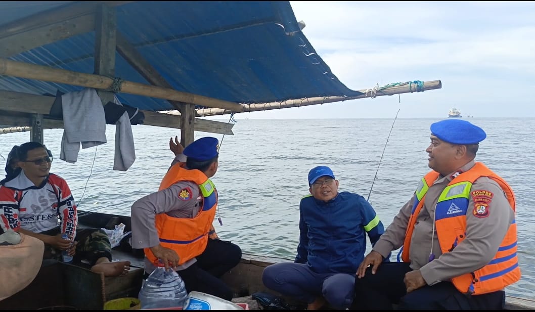 Satpolairud Polres Kepulauan Seribu Gelar Patroli Laut Antisipasi Kejahatan Selama Pengamanan Lebaran 2025