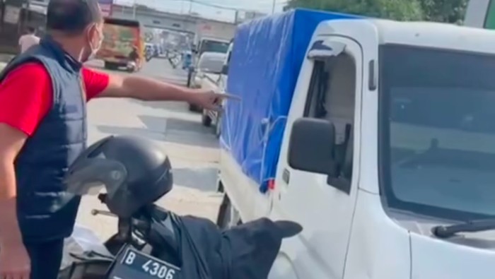 Nyamar jadi Kurir, Kapolsek Cileungsi Tangkap Pengoplos LPG