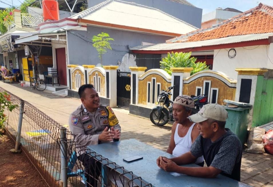 Bhabinkamtibmas Pulau Pramuka Gandeng Tokoh Masyarakat Perangi Premanisme Demi Keamanan Wilayah