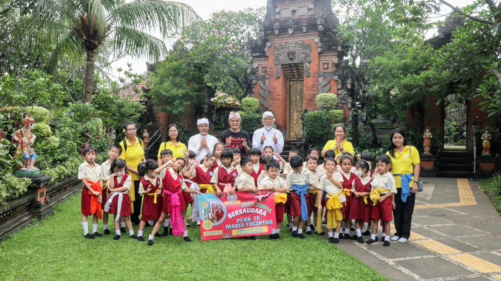 Pura Agung Tirta Bhuana Kota Bekasi Jadi Tempat Pembinaan Karakter Siswa di Jawa Barat.