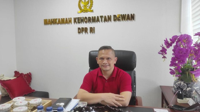 MKD DPR Periksa Ahmad Dhani