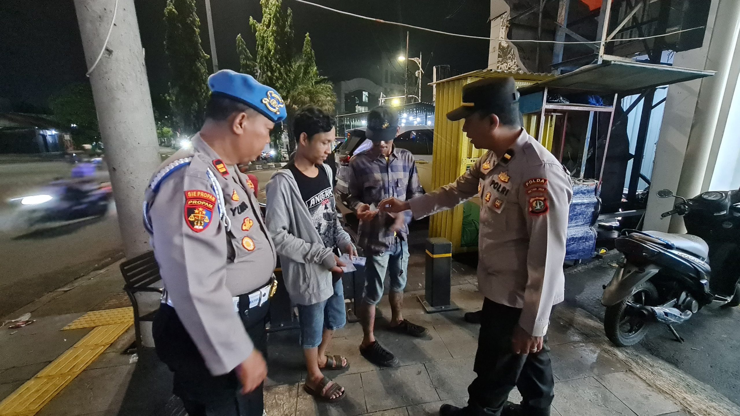 Polsek Kembangan Gelar Patroli Gabungan, Empat Pelaku Pungli Diamankan