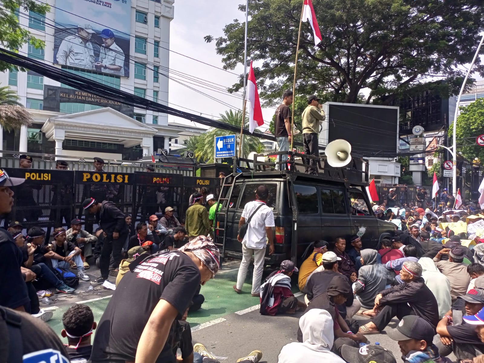 Polri Terjunkan 918 Personel Gabungan, Amankan Aksi Nelayan di KKP