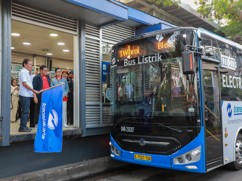 Gubernur DKI Jakarta Resmikan Layanan Transjakarta Ancol-Blok M