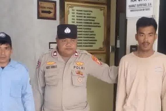 Polres Pelabuhan Priok Tolong Warga Tak Mampu Pulang ke Kampung Halaman