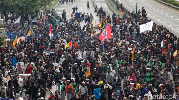 ETOS Indonesia: ‘Kericuhan Demo Bukan Salah Polisi, Tapi Akibat Lalainya Wakil Rakyat’