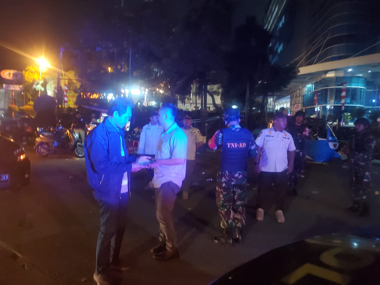 Patroli Serentak di Jakarta Barat, Personel Gabungan Hadirkan Rasa Aman Masyarakat