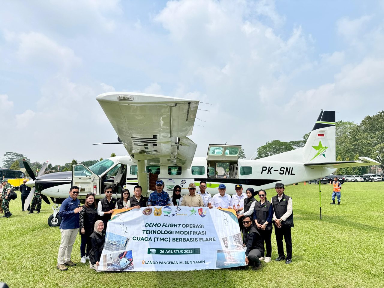 Kolaborasi Strategis: BMKG, DPN, dan Pindad Uji Coba Sistem Modifikasi Cuaca Berbasis Suar di Lampung