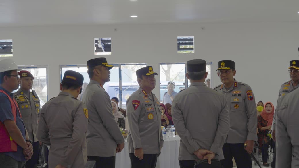 Libatkan Warga Sekitar, Wakapolri Sebut SPPG Polri di Gedawang Sebagai Bukti Kepedulian Polri Pada Masyarakat