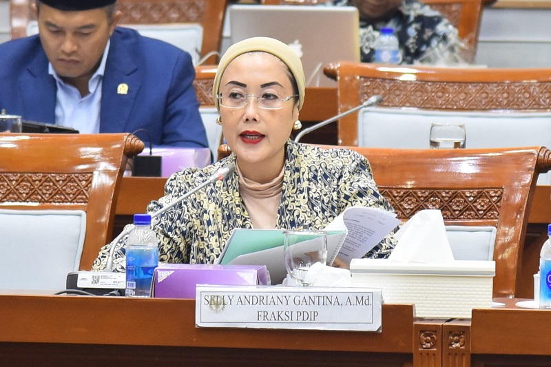 DPR RI Komisi VIII : Sudah Saatnya Pesantren Punya Direktorat Sendiri