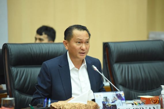 Bambang menyatakan Komisi XII DPR RI akan mengawal proses fit and proper test ini agar menghasilkan Komite BPH Migas yang profesional, inovatif, dan konsen terhadap modernisasi pengawasan distribusi energi di era digital.