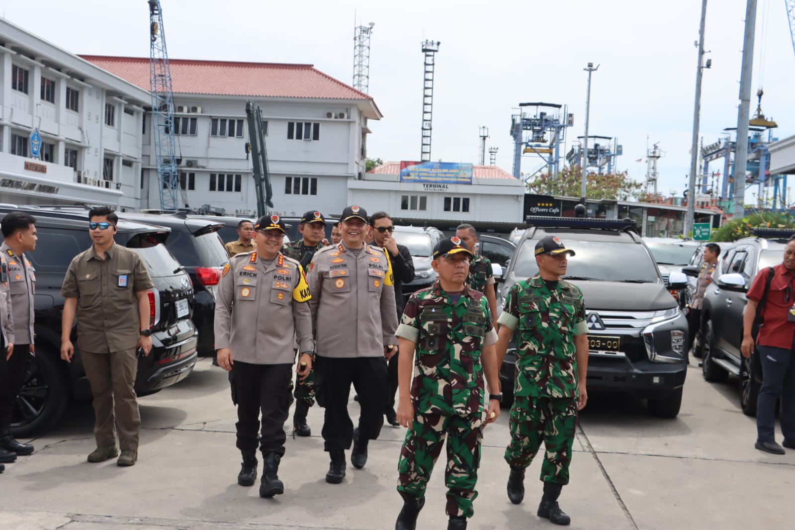 Pengamanan Kunjungan Presiden RI Prabowo Subianto Tinjau Kekuatan Maritim TNI AL dan Anugerahkan Kenaikan Pangkat di Mako Kolinlamil Jakarta