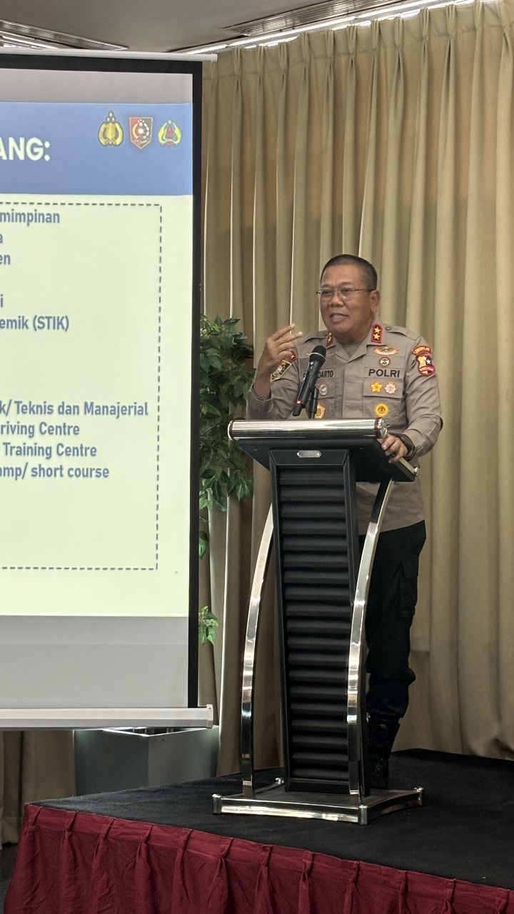 Polisi sebagai Guardian of Democracy: Komitmen STIK Lemdiklat Polri dalam Pendidikan HAM bagi Aparatur Negara