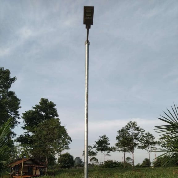 Lampu Jalan Solar All In One SNI Jarwinn Dukung Program PJU Ramah Lingkungan di Indonesia