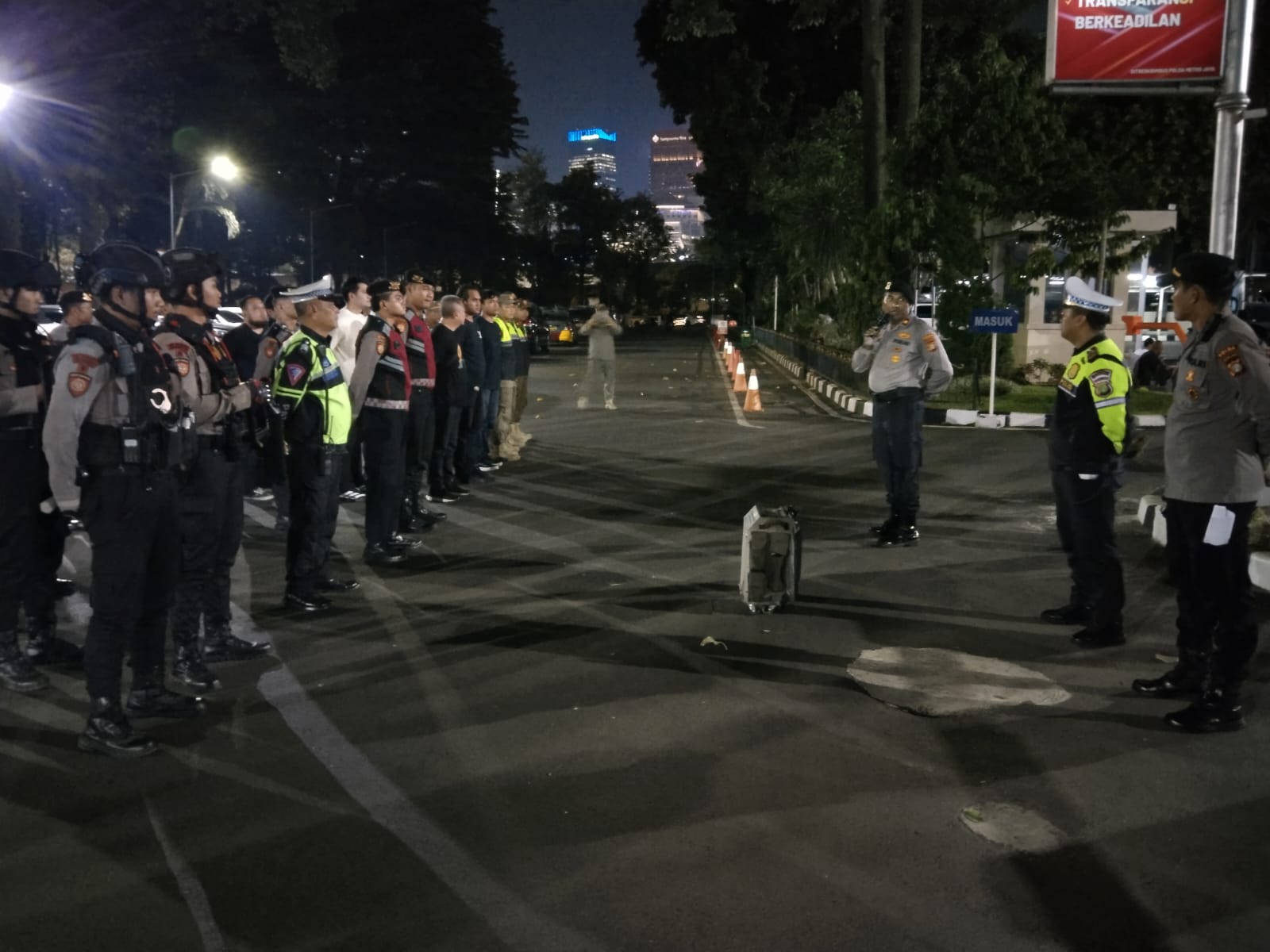 Jaga Jakarta Tetap Kondusif, Polda Metro Jaya gelar Patroli Malam