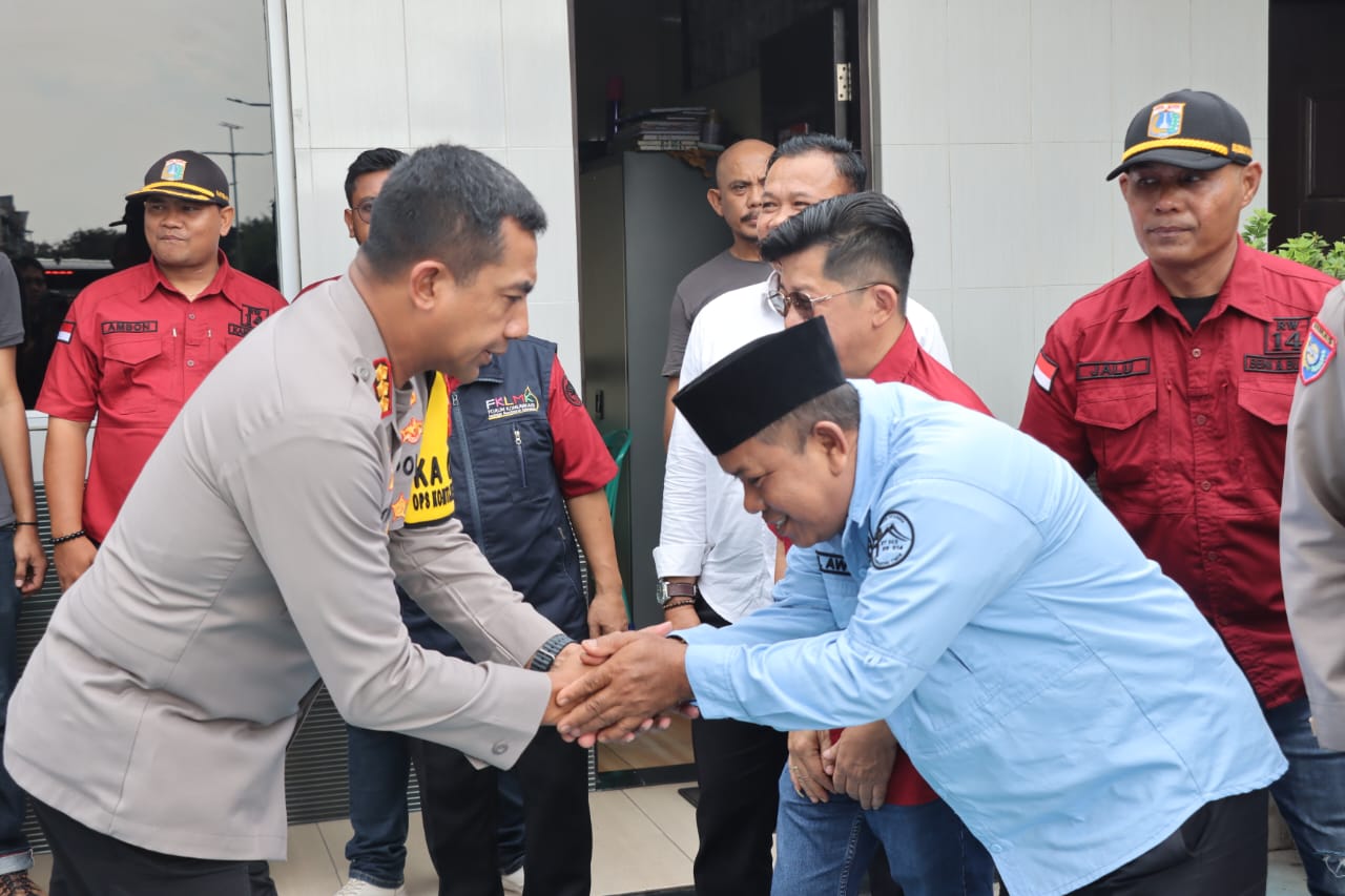 Kapolres Metro Jakarta Barat Kombes Pol Twedi Aditya Bennyahdi: “Sinergi Polri dan Masyarakat Kunci Kamtibmas”