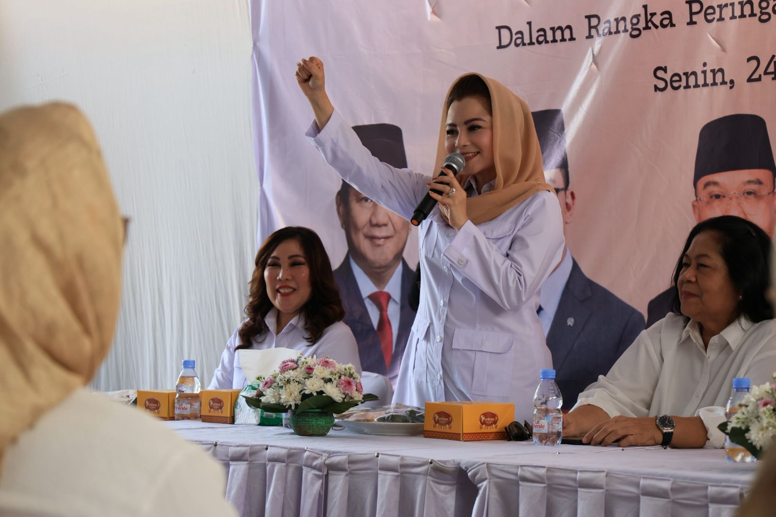 Perempuan Partai Gerindra Bagikan 750 Paket Sembako dan Santunan Anak Yatim di Jakarta