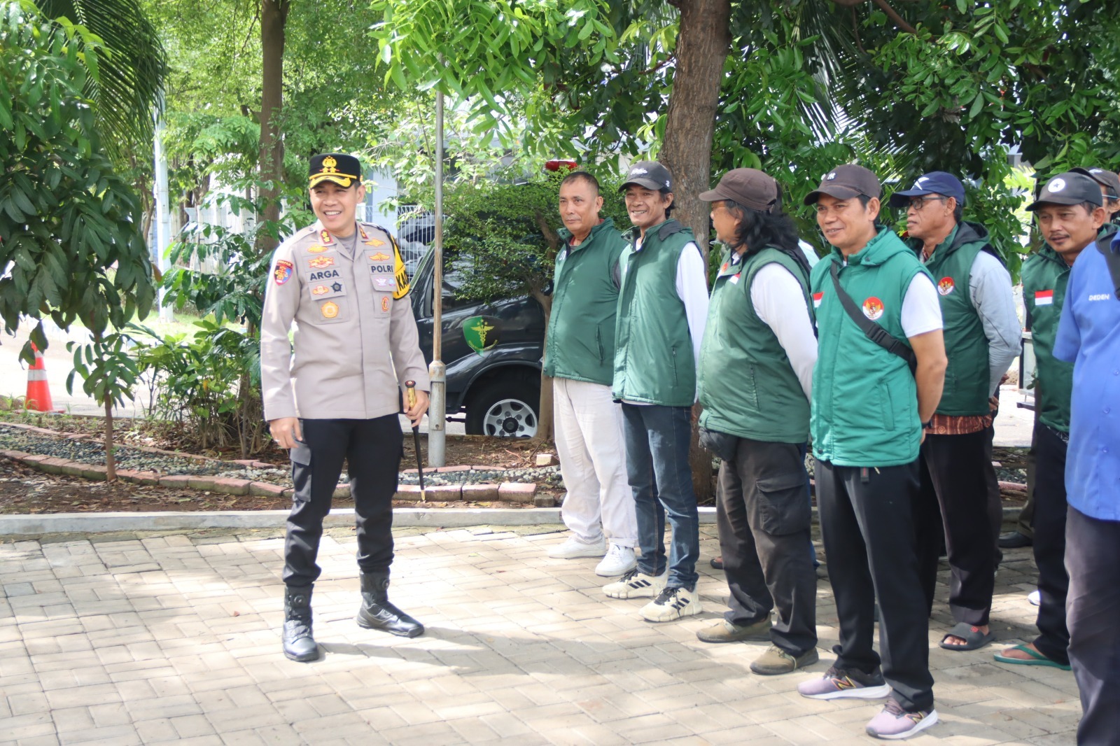 Kapolres Kepulauan Seribu Pimpin Apel Potmas, Ajak Warga Jaga Keamanan Bersama